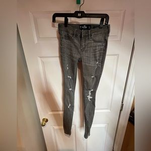 Women’s Hollister jeans 00R 23w 30L